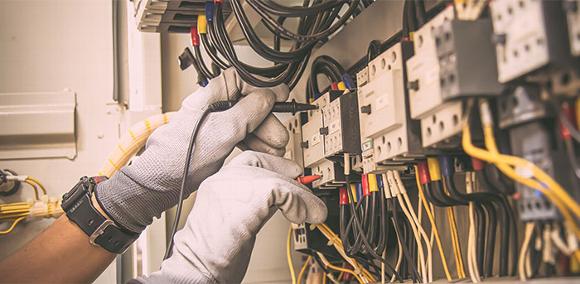 testing fuse board cabinet